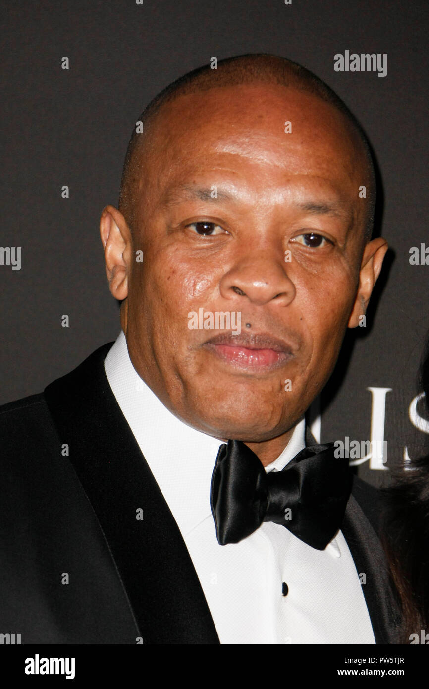 Los Angeles, CA, Stati Uniti d'America. Undicesimo oct, 2018. Dr Dre assiste la Città della speranza di Gala per 2018 a Barker appendiabiti su ottobre 1Q 2018 in Santa Monica CA. Credito: Cra Sh/spazio di immagine/media/punzone Alamy Live News Foto Stock