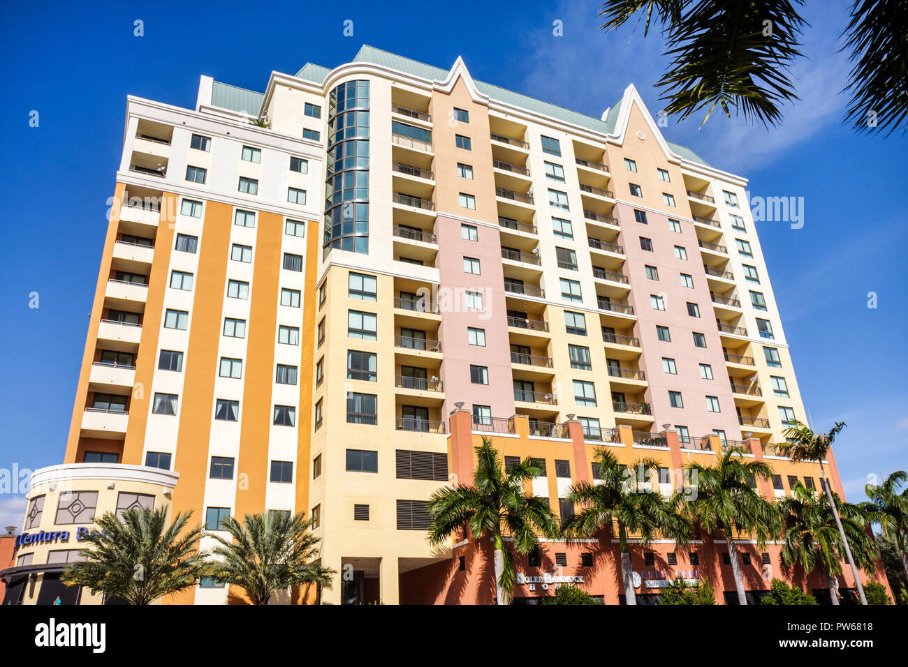 Fort ft. Lauderdale Florida, il Waverly a Las Olas, grattacieli grattacieli edificio edifici condominio appartamenti residenziali h Foto Stock