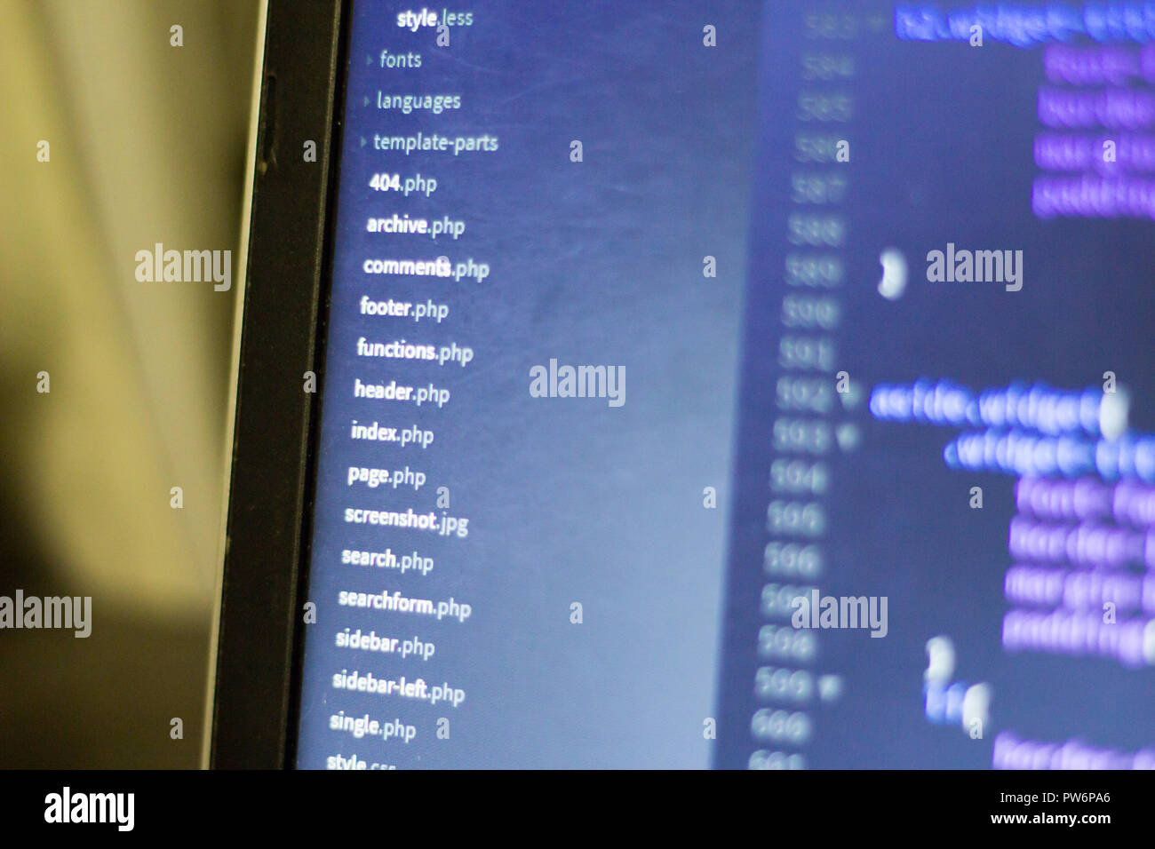 Sviluppo Web project file system. Gli script PHP dashboard su uno schermo del notebook. Foto Stock