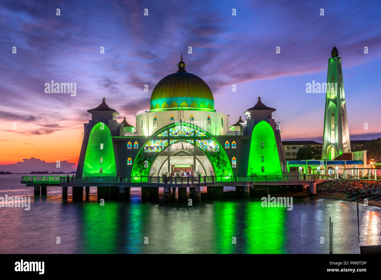 Malacca Straits moschea, città di Malacca, Malaysia Foto Stock