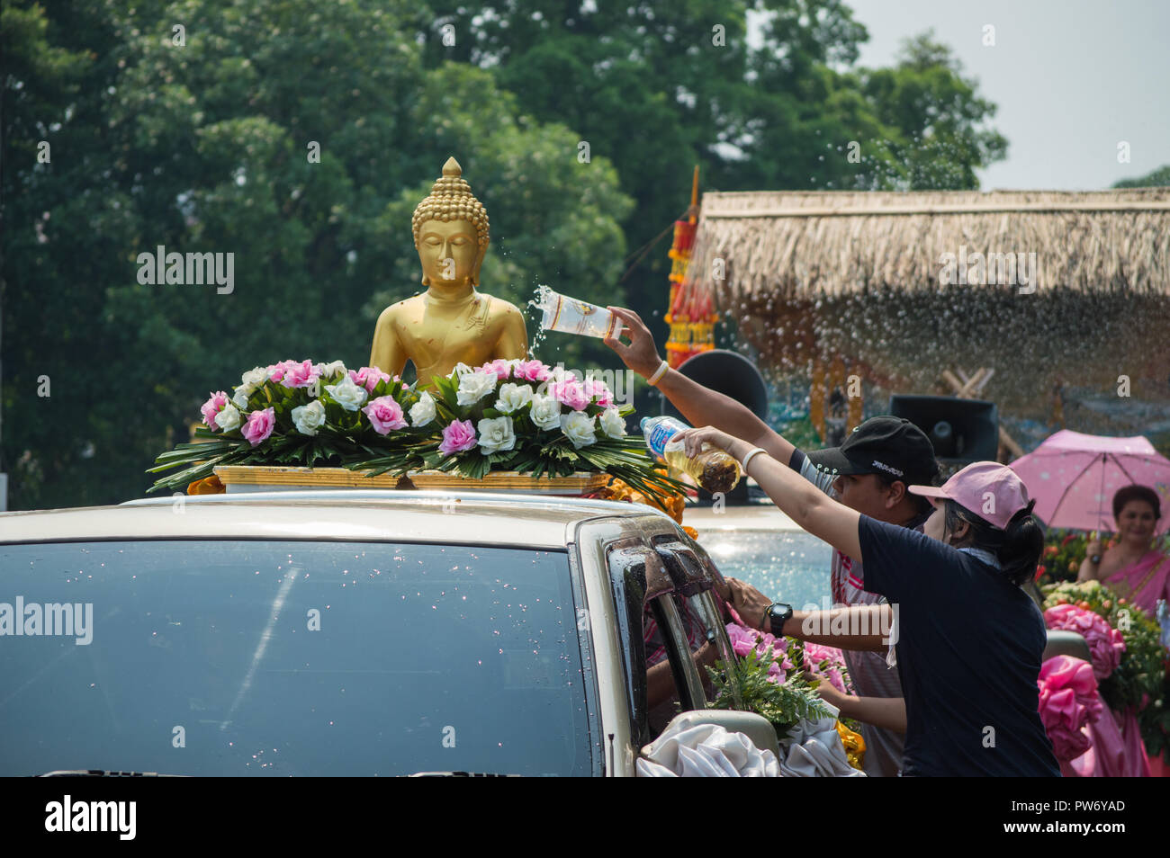 Chiang Rai, Tailandia - 13 Aprile 2018 : Songkran festival a Suan Tung Lae Khom Chiang Rai Park in Chiang Rai. Foto Stock