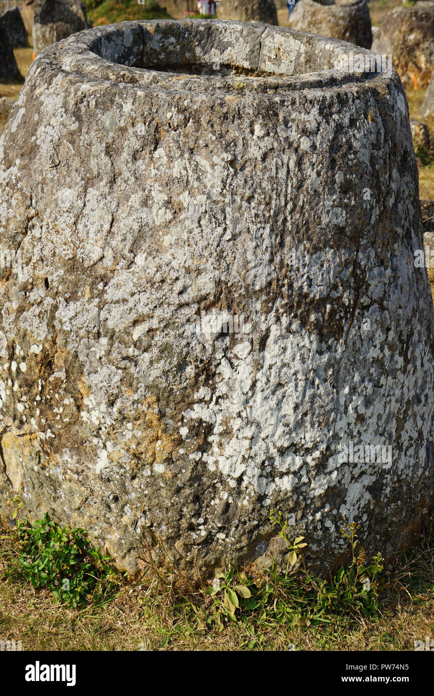 Steinkrüge, Ebene der Tonkruege, Sito 1, Thong Hai Hin, Provinz Xieng Khouang, Laos, Asien Foto Stock