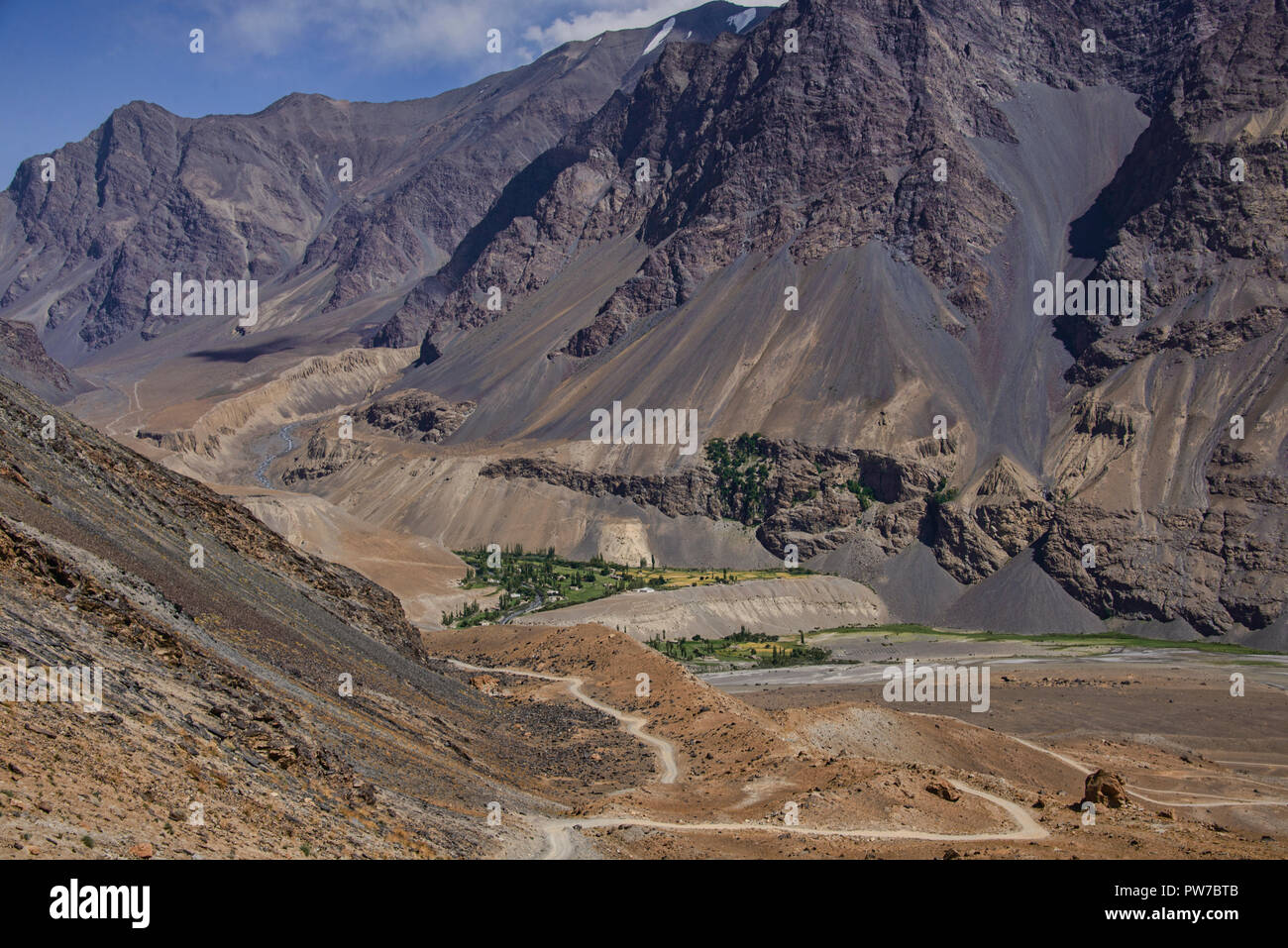 Bella vista lungo la strada nella valle Bartang, Tagikistan Foto Stock