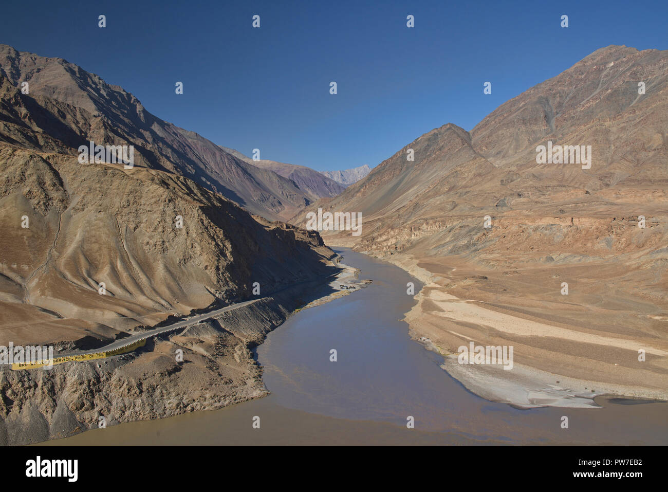 Confluenza del Zanskar e fiumi Indus, Ladakh, India Foto Stock