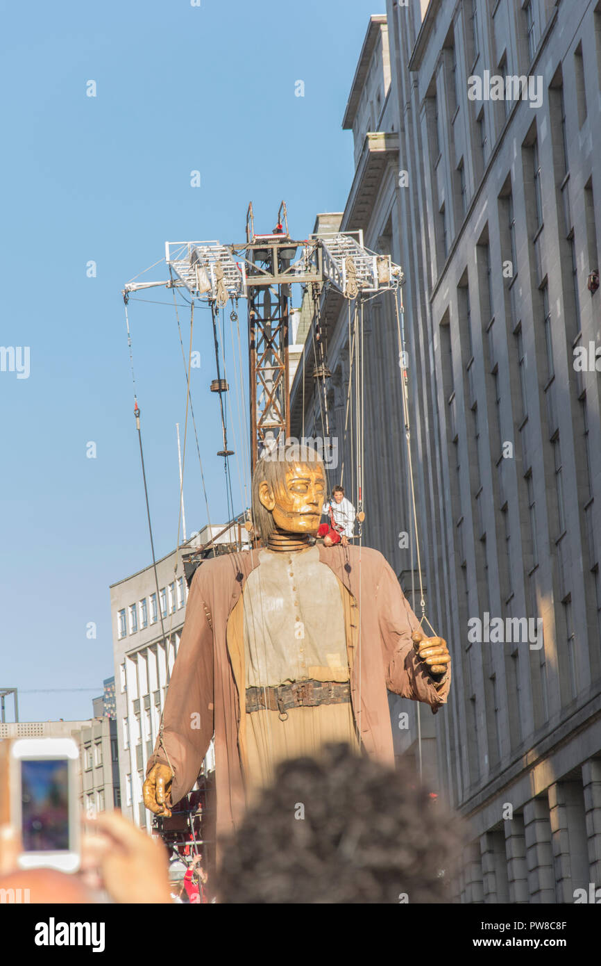 Royal de Luxe - Liverpool giganti Foto Stock