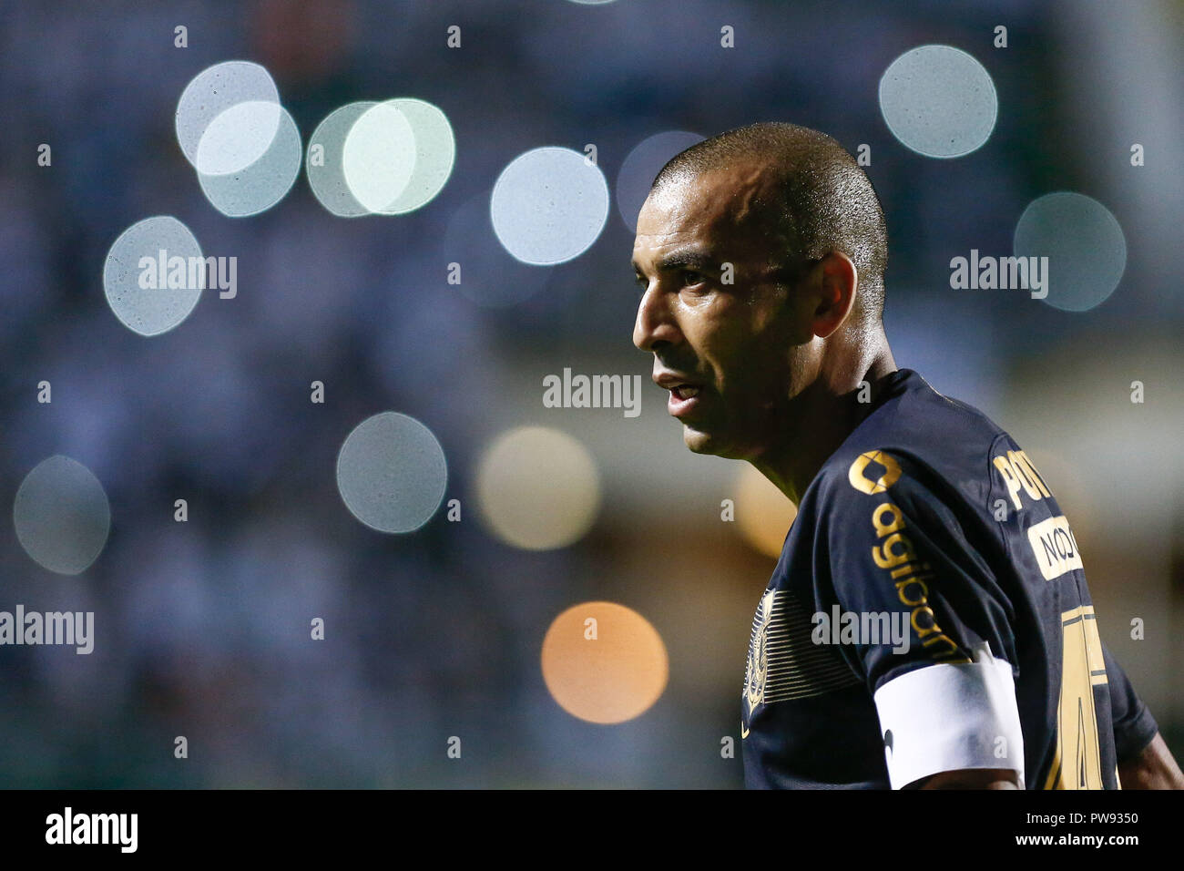 Sao Paulo, Brasile. 13 ottobre 2018. SP - Sao Paulo - 13/10/2018 - un brasiliano 2018, Santos x Corinthians - Emerson Sheik Corinzi giocatore durante una partita contro il Santos a stadio Pacaembu per il campionato brasiliano a 2018. Foto: Marcello Zambrana / AGIF Credito: AGIF/Alamy Live News Foto Stock