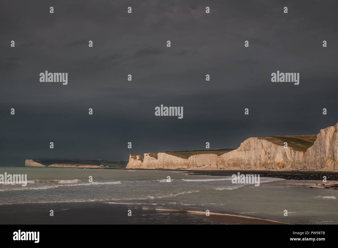 Birling Gap, Regno Unito, 14 Ottobre 2018. Il recente crollo tra Birling Gap e Cuckmere Haven. National Trust consiglia questo è un calo significativo che è il più grande della zona per circa 13 anni. Foto Stock