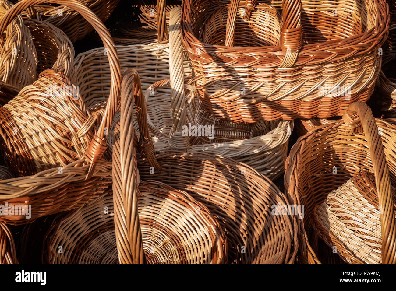 Willow cesti sulla centrale di Lubiana, mercato della Slovenia Foto Stock