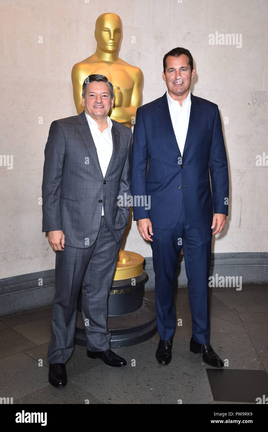 Ted Sarandos e Scott Stuber frequentare l'Accademia delle Arti e delle scienze cinematografiche nuovi membri Party presso la National Gallery di Londra. Foto Stock