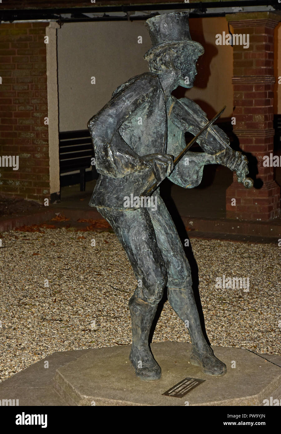 Sidmouth - il Sidmouth Fiddler - al crepuscolo Foto Stock