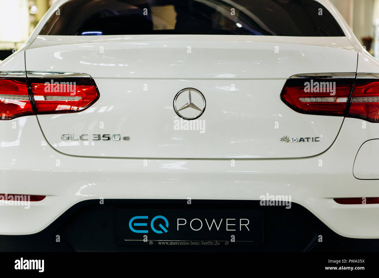 Berlino, 29 agosto 2018: vista posteriore. Nuova moderna auto elettrica Mercedes-Benz GLC 350e potenza di EQ Foto Stock