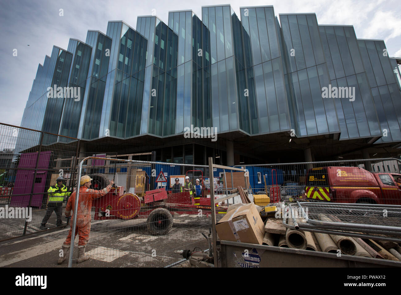AstraZeneca nuova globale di ricerca e di sviluppo in sede di Cambridge, Cambridge Campus Biomedico edificio, England, Regno Unito Foto Stock