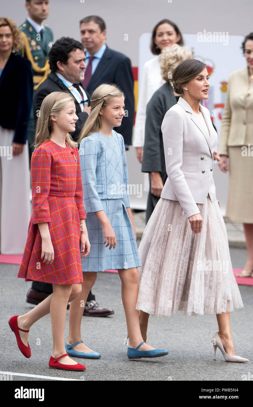 Madrid, Spanien. Xii oct, 2018. La principessa Leonor, Principessa Sofia di Spagna e Regina Letizia a la Nazionale Spagnola giorno parata militare. Madrid, 12.10.2018 | Utilizzo di credito in tutto il mondo: dpa/Alamy Live News Foto Stock
