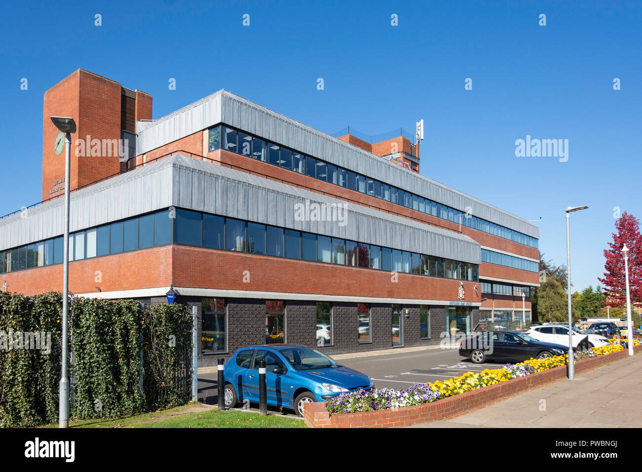 Hertsmere Civic Offices (Municipio), Shenley Road, Borehamwood Hertfordshire, England, Regno Unito Foto Stock