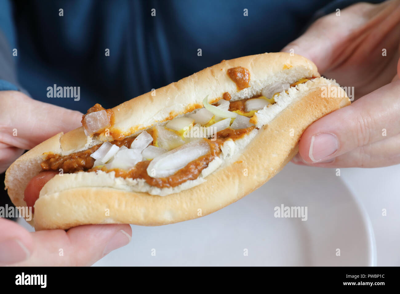 L'originale di due isole di Coney, greco ristoranti americani, a Detroit, servendo Coney Island hot dogs, servita con peperoncino, cipolle e senape, STATI UNITI D'AMERICA Foto Stock