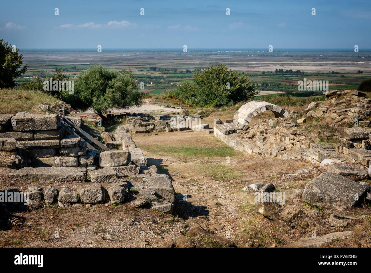 Tempio e teatro della città antica di Apollonia, Albania Foto Stock