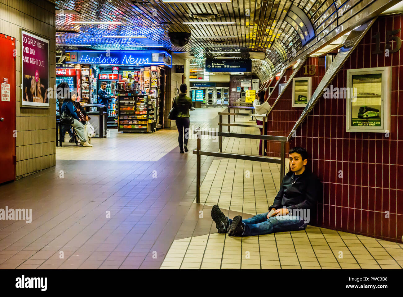 Port Authority Bus Terminal Manhattan   New York New York, Stati Uniti d'America Foto Stock