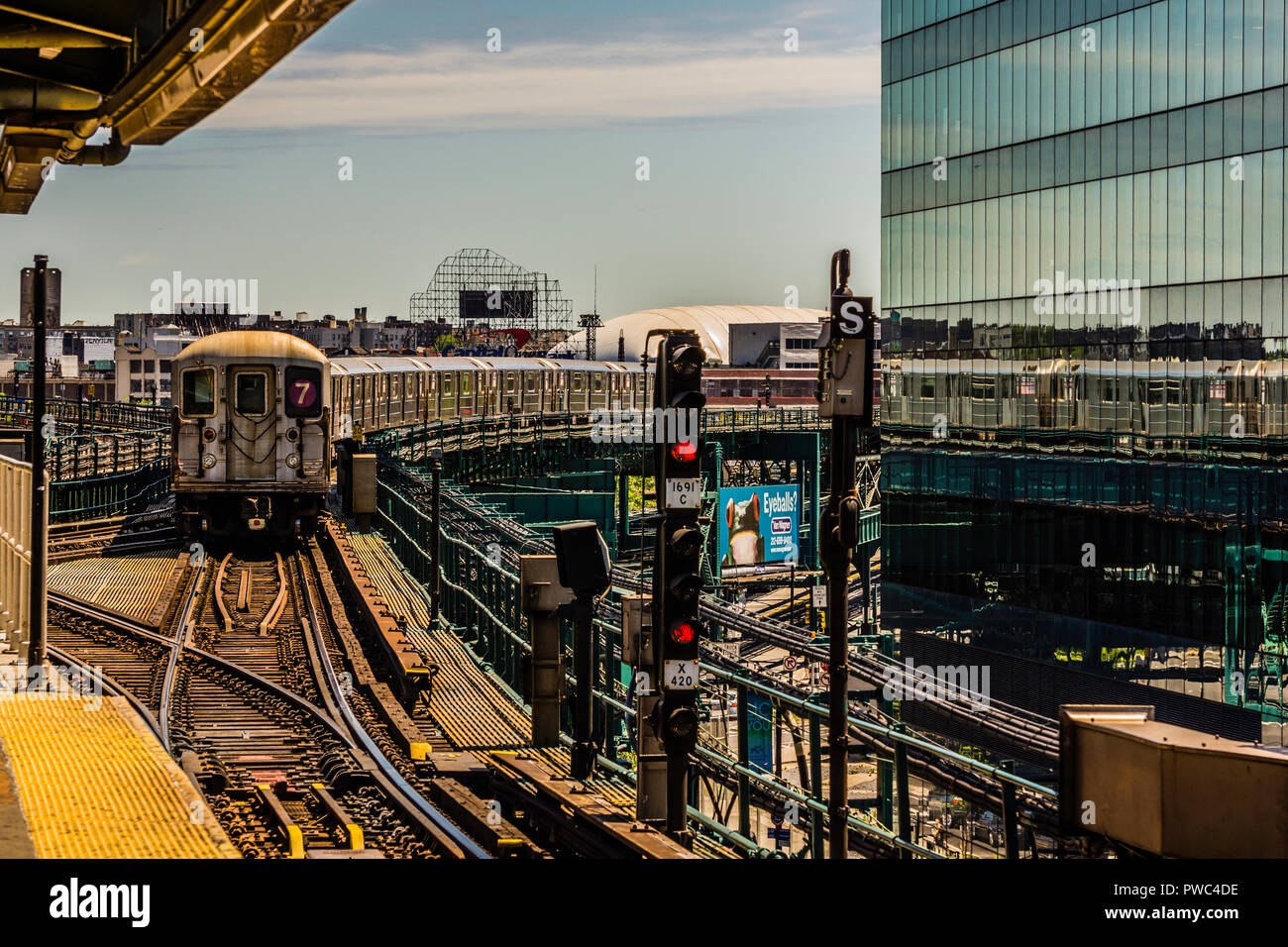 Il Queensboro Plaza La Stazione della Metropolitana di Long Island City   New York New York, Stati Uniti d'America Foto Stock