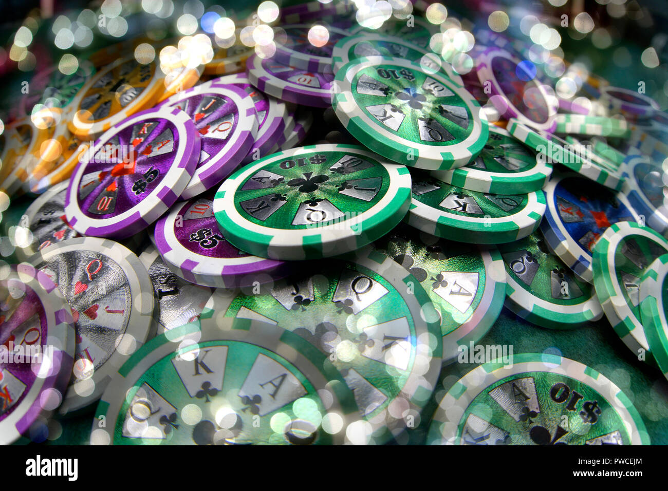 Montreal, Canada, 14 ottobre, 2018.pila di casino gambling chips.Credit:Mario Beauregard/Alamy Live News Foto Stock