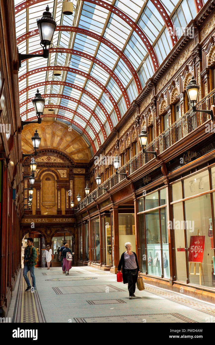 Regno Unito, Inghilterra, Tyneside, Newcastle upon Tyne, all'interno di 1906 Central Arcade Foto Stock