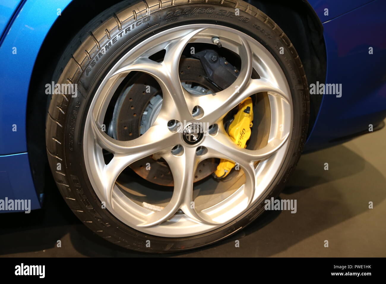 Miami Beach, FL, Stati Uniti d'America. Xiii oct, 2018. Miami International Auto Show al Miami Beach Convention Center in ottobre 13, 2018 a Miami Beach, in Florida. Persone: atmosfera Credito: Hoo Me.Com/Media punzone/Alamy Live News Foto Stock