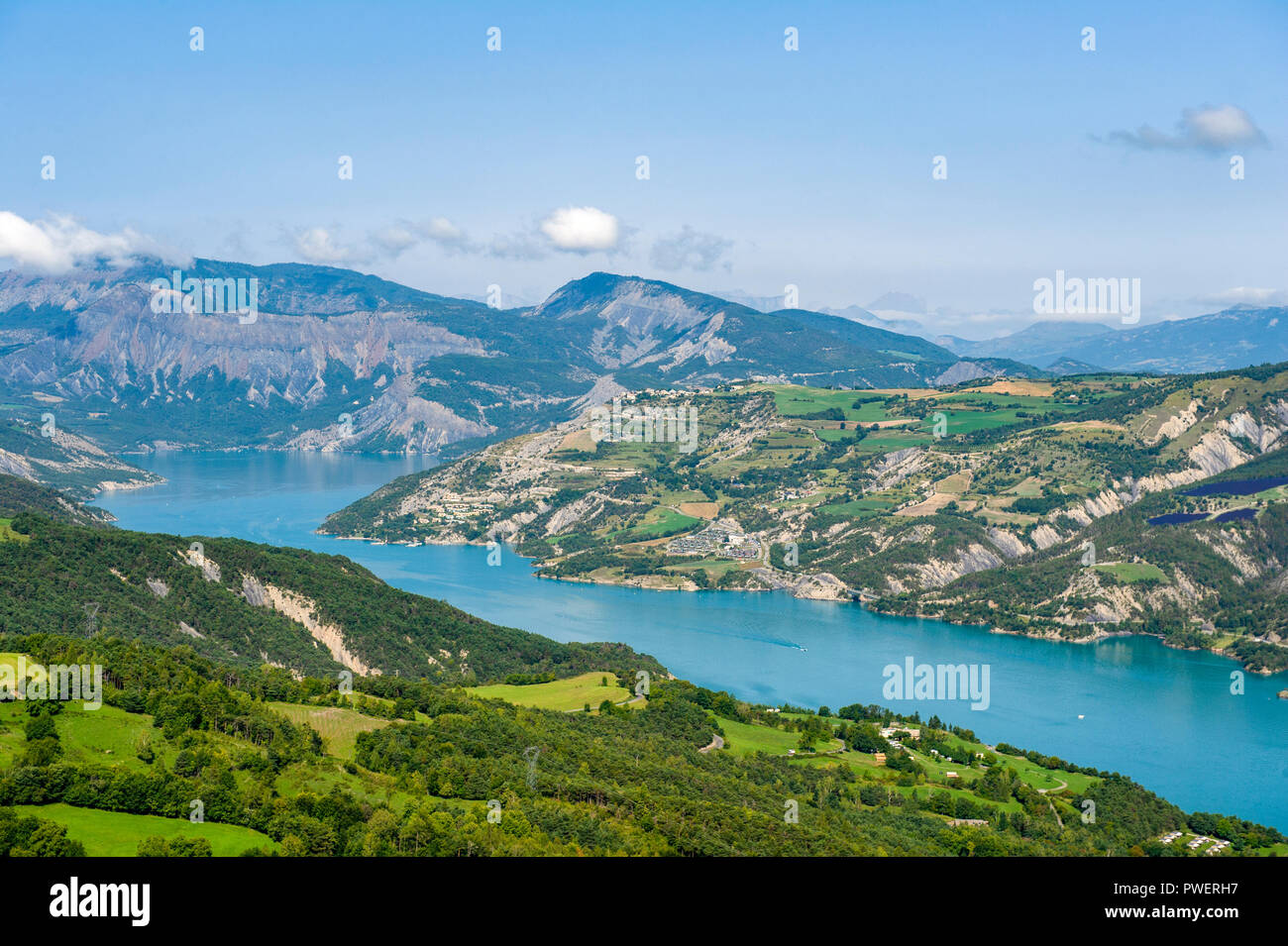 La Francia. Hautes-Alpes (05). Lago Serre-Poncon Foto Stock