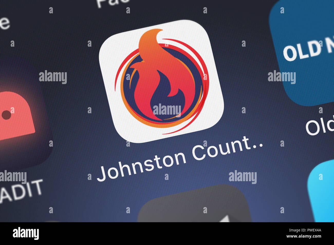 London, Regno Unito - 15 Ottobre 2018: Il Johnston County Public Schools mobile app da Blackboard Inc. su una schermata di iPhone. Foto Stock