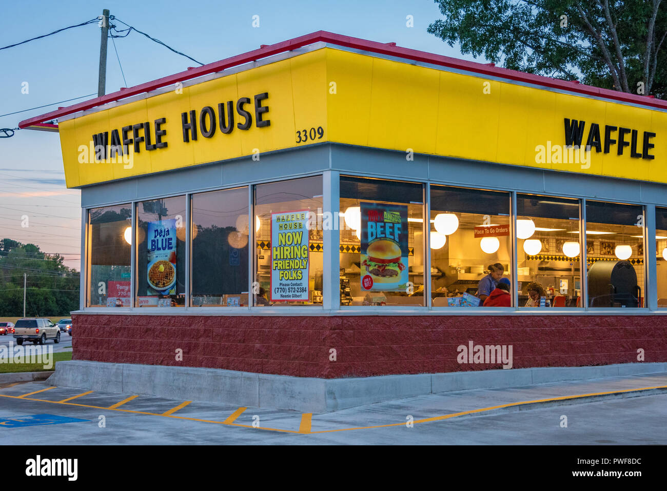 Waffle House Restaurant nella metropolitana di Atlanta, Georgia. (USA) Foto Stock