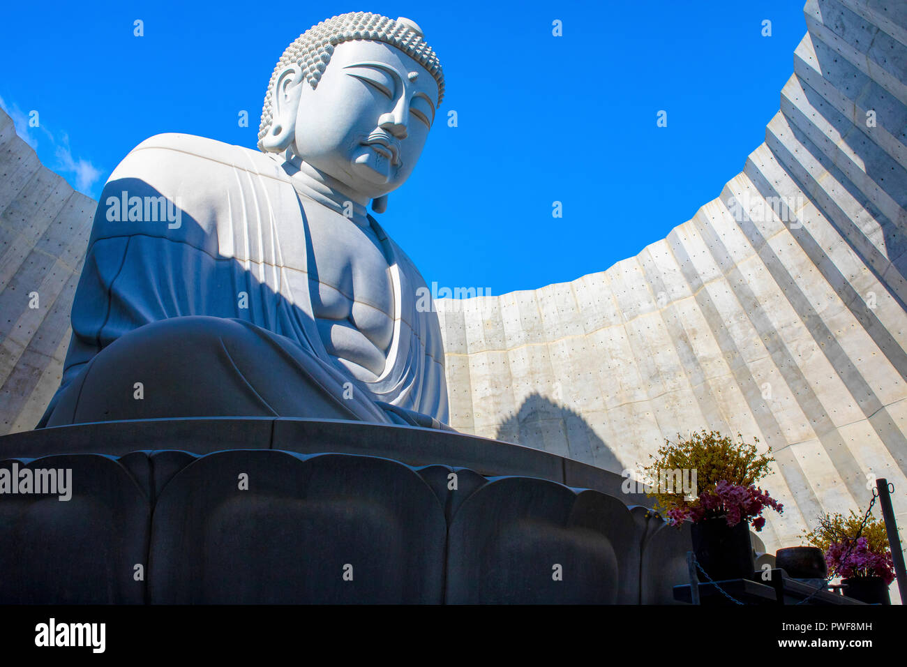 Hokkaido in Giappone - ottobre8,2018 : buddista giapponese statua in collina di buddha sapporo hokkaido una popolare destinazione di viaggio Foto Stock
