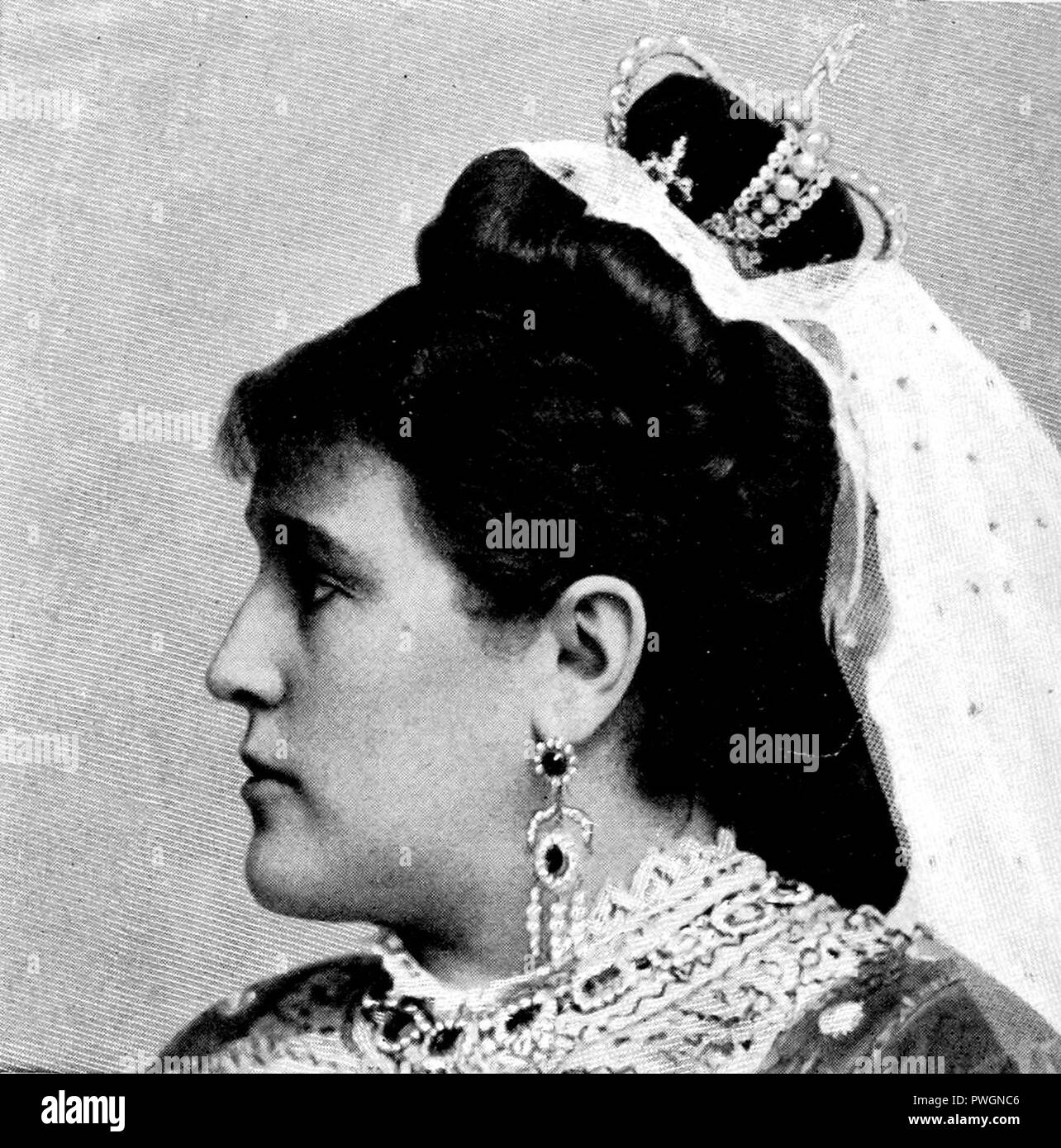 Btv1b8405782W 1 Saint-Saëns - Henry VIII - Illustrazioni de presse 1903 - Mme Gabrielle Krauss, créatrice du rôle de Catherine d‥99d'Aragona. Foto Stock