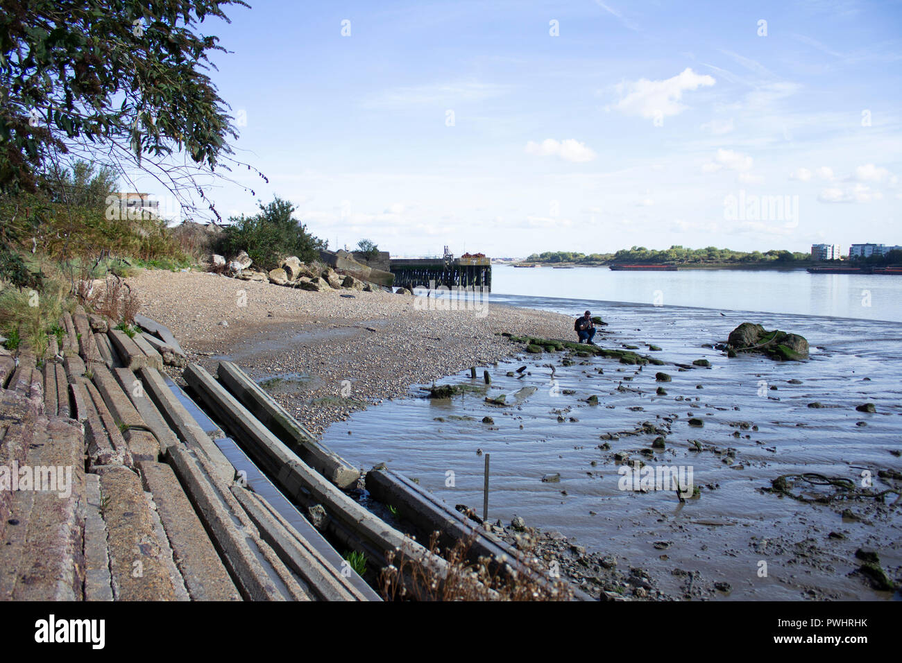 North Woolwich shore guardando verso sud, Londra Foto Stock