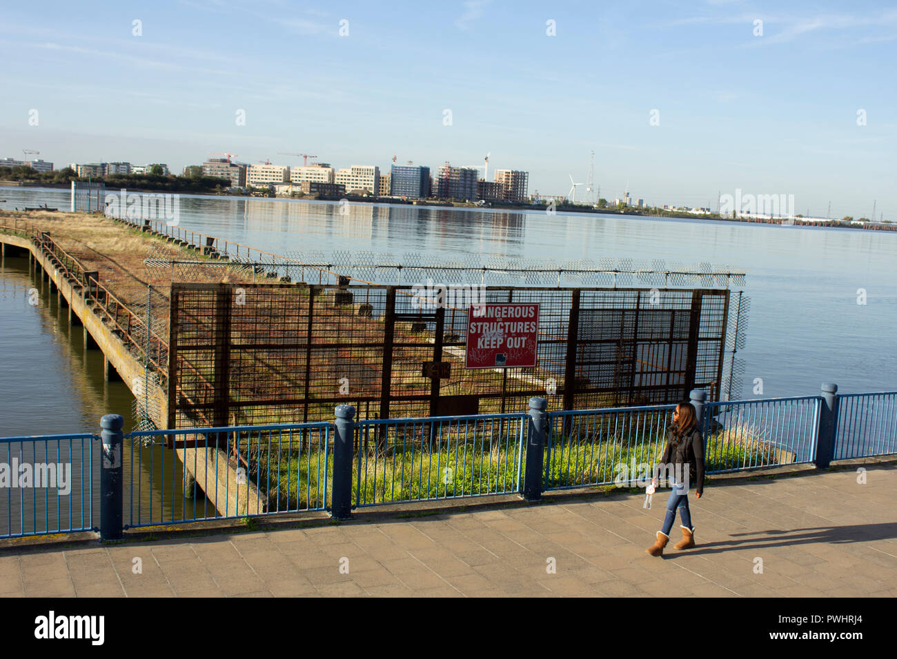 Thames Path Woolwich a Londra Foto Stock