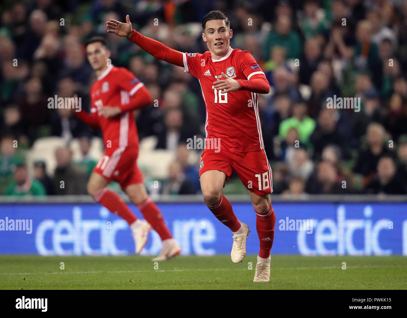 Il Galles Harry Wilson in azione durante la UEFA Nazioni League, campionato B, gruppo 4 corrisponde all'Aviva Stadium di Dublino. Foto Stock