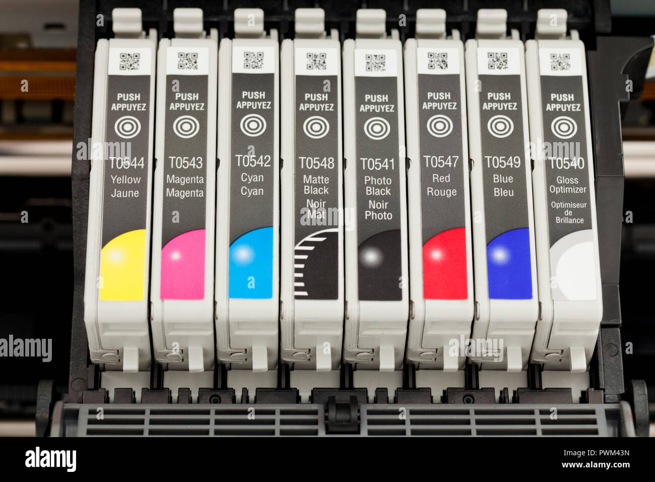 Stampanti a colori a getto di inchiostro della testa di stampa e le cartucce di inchiostro, close up - USA Foto Stock