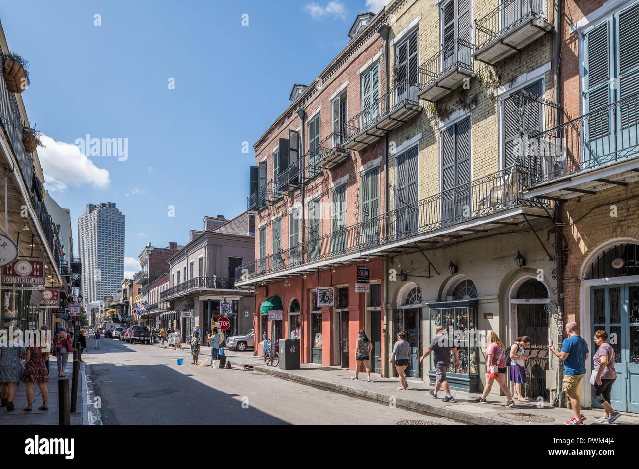 Edifici su Bourbon Street nel Quartiere Francese Foto Stock