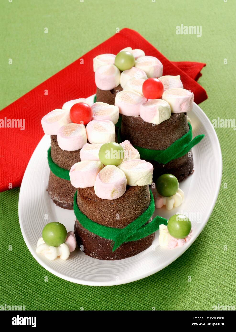 Il cioccolato vasi di fiore Foto Stock