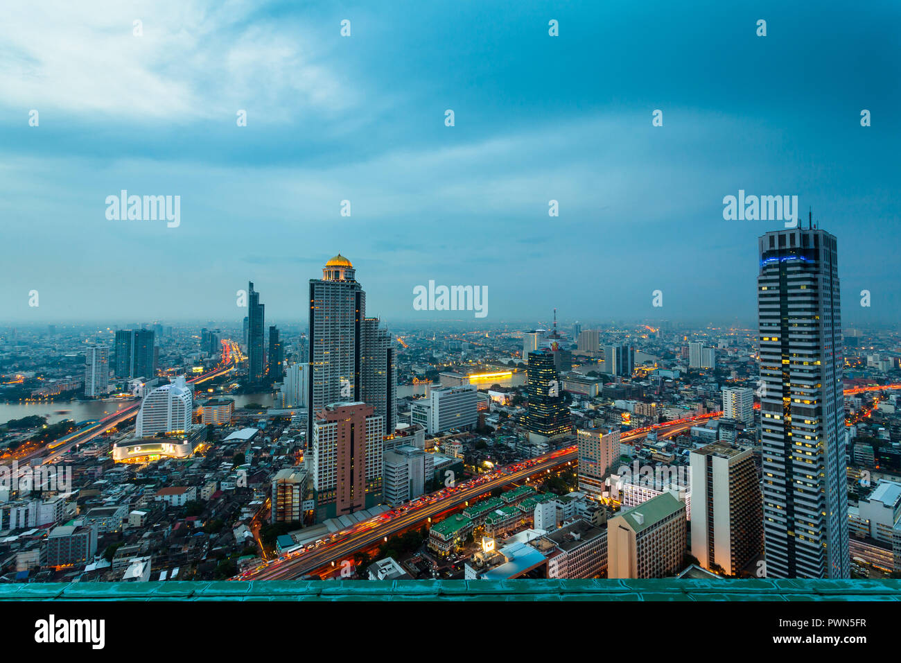 Vista panoramica sullo skyline di Bangkok, Thailandia Foto Stock