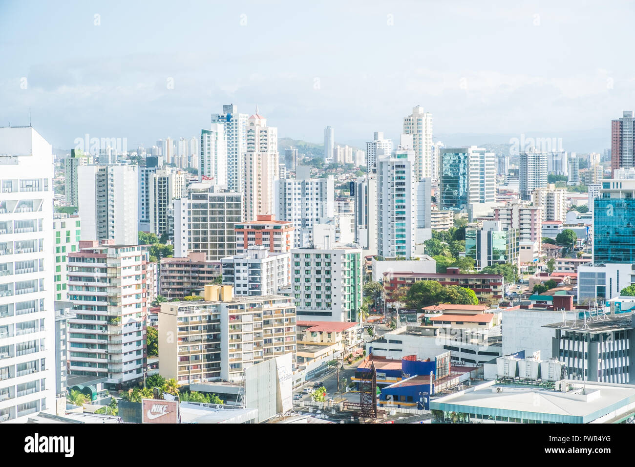 Panama City, Panama - marzo 2018: Cityscape antenna, skyline del centro città di Panama Foto Stock