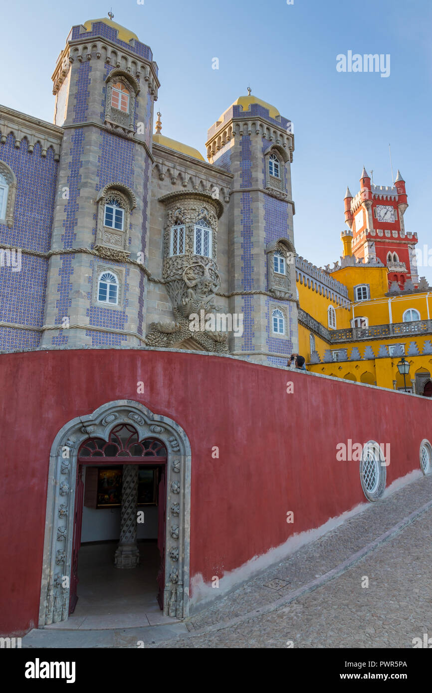 La pena Palace vicino a Sintra, Portogallo, Europa Foto Stock