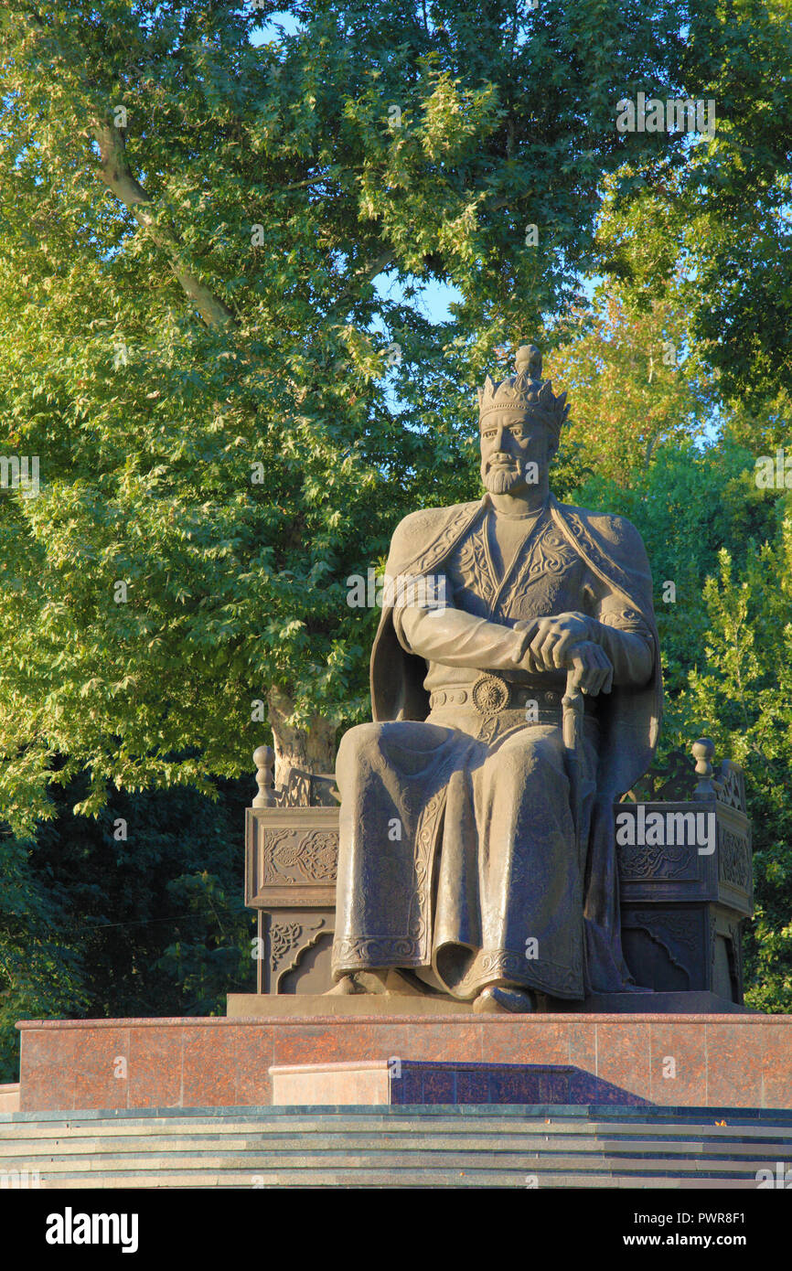 Uzbekistan, Samarcanda, Amir Timur statua, Foto Stock