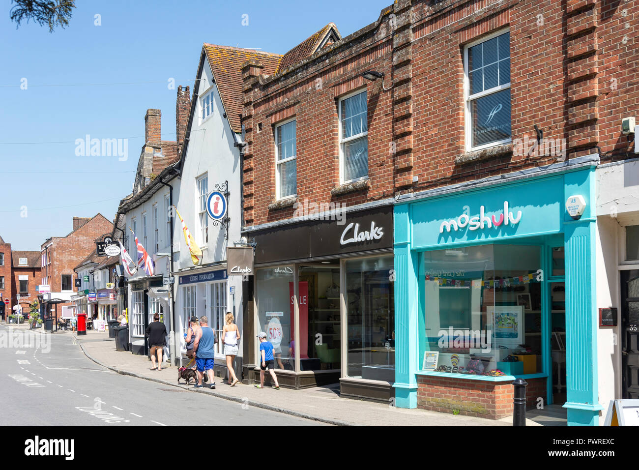 High Street, Wimborne Minster, Dorset, England, Regno Unito Foto Stock