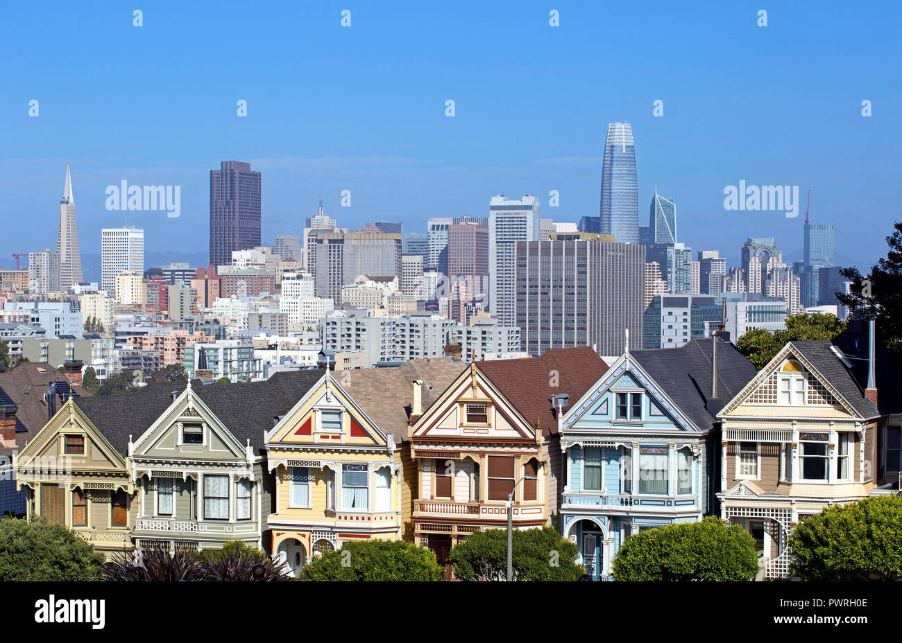 Famoso dipinto di Sorelle case a Alamo Square, San Francisco Foto Stock