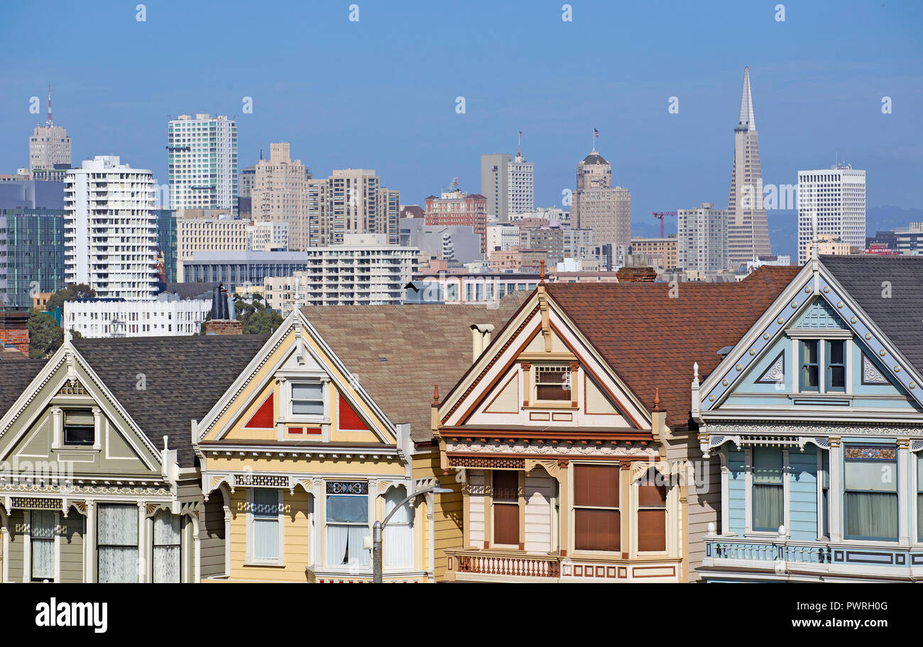 Famoso dipinto di Sorelle case a Alamo Square, San Francisco Foto Stock
