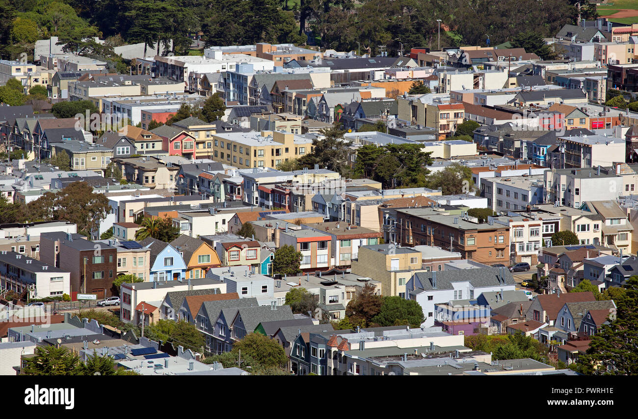 Vista aerea del tramonto esterno del distretto di San Francisco, California Foto Stock