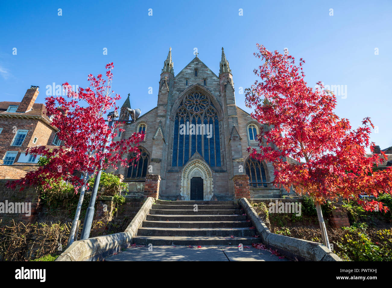 L'ingresso ovest alla cattedrale di Worcester, Worcestershire, Inghilterra Foto Stock