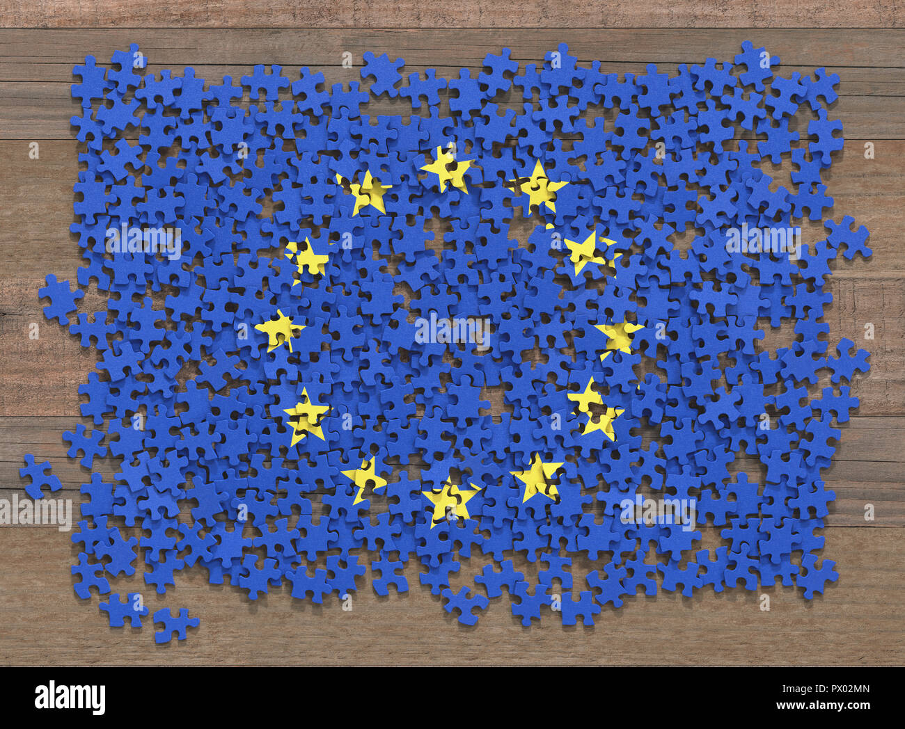 Bandiera dell'Unione europea in disorganizzato di pezzi di un puzzle. Foto Stock