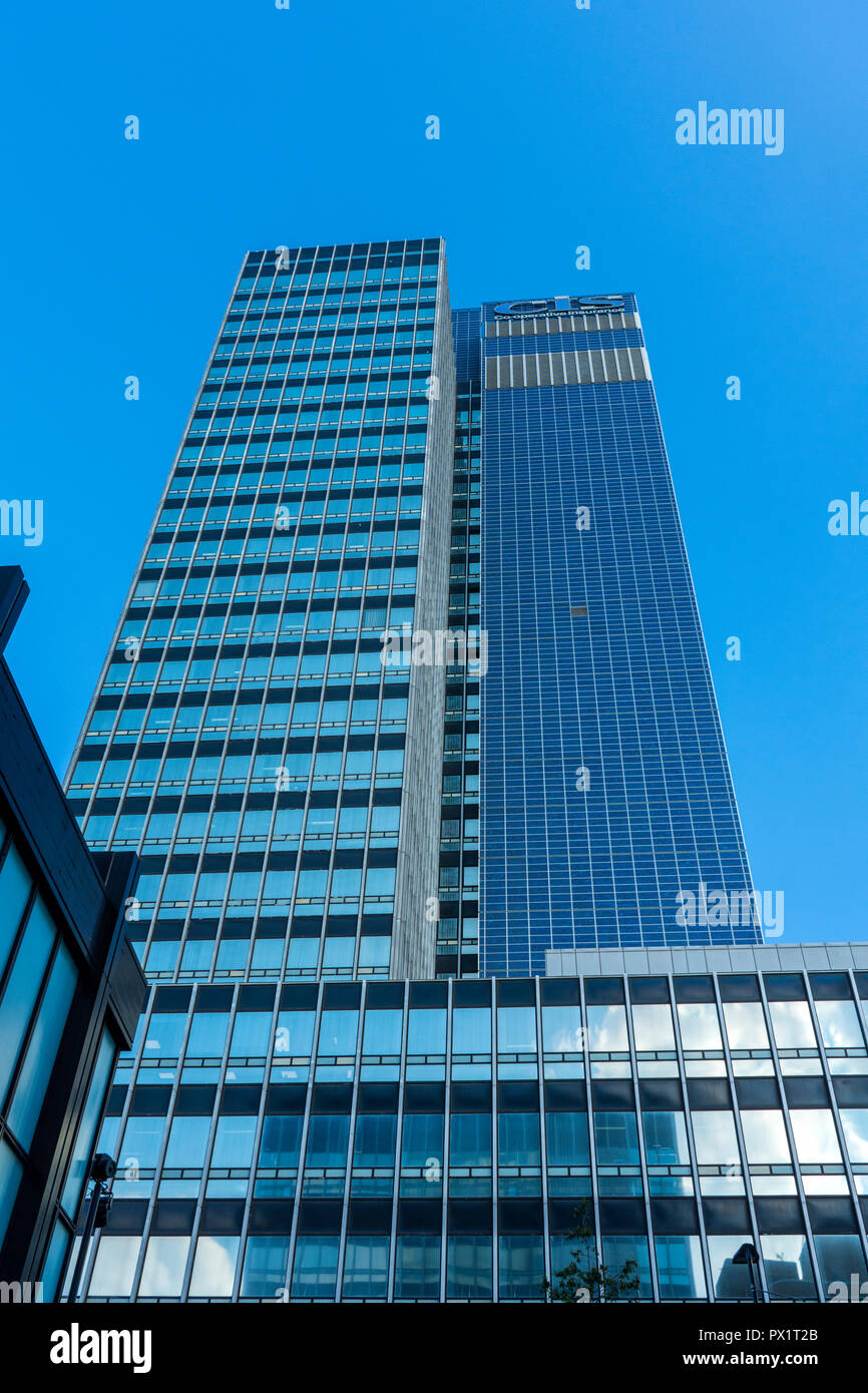 L'edificio CIS. Gordon Tait e G. S. Hay, 1962. Ex sede della Cooperativa assicurativa, Manchester, Inghilterra, Regno Unito Foto Stock