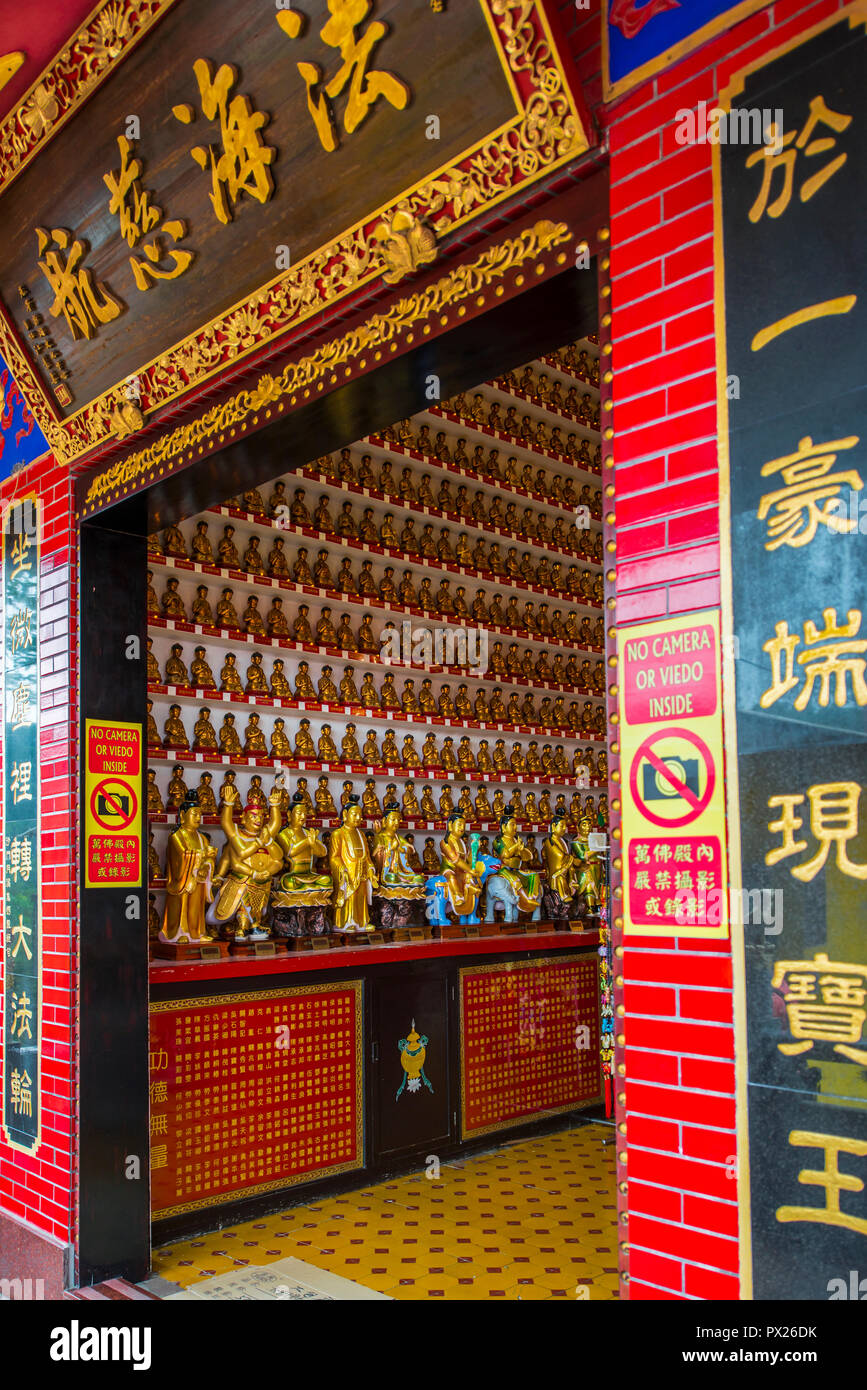 Il Monastero dei Diecimila Buddha, Sha Tin, Hong Kong, Cina. Foto Stock