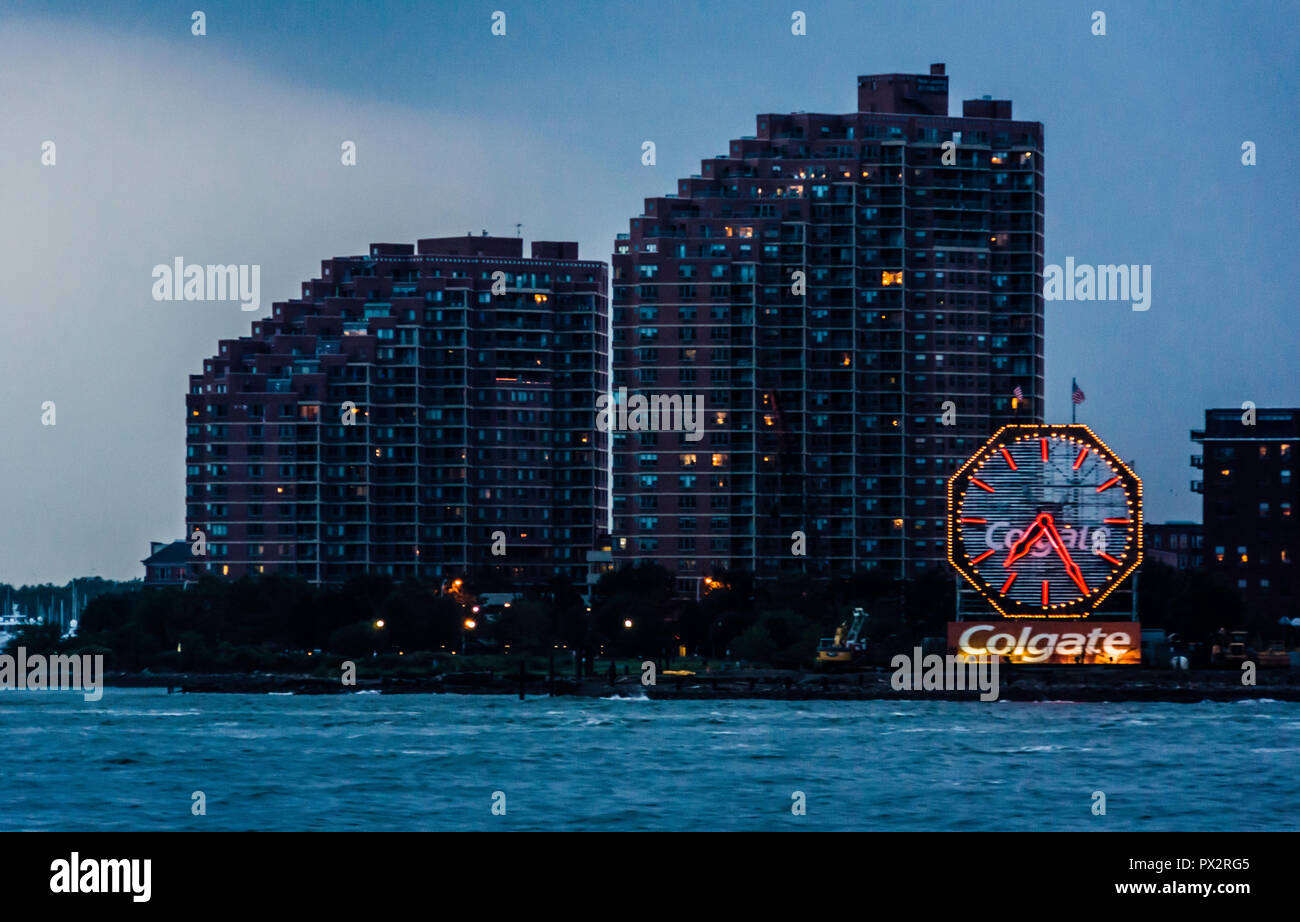 Orologio Colgate Exchange Place   Città di Jersey, New Jersey, STATI UNITI D'AMERICA Foto Stock