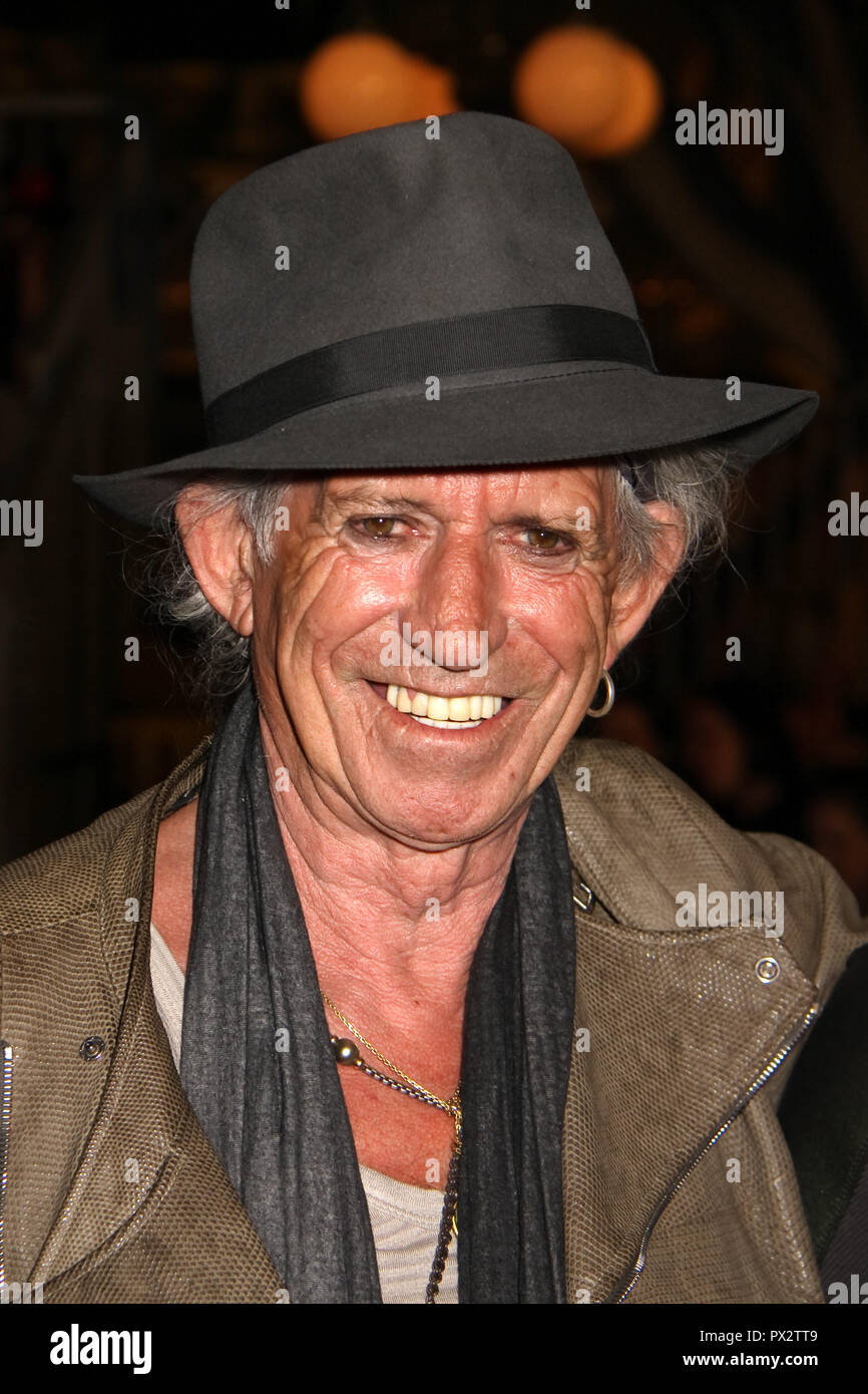 Keith Richards (Rolling Stones) 05/07/2011 "Pirati dei Caraibi: il forestiero maree' Premiere @ Disneyland, Anaheim Foto di Megumi Torii/HNW / PictureLux Maggio 7, 2011 Riferimento File # 33686 688HNWPLX Foto Stock